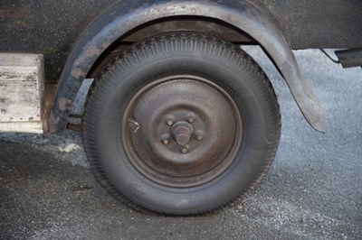 Lot 118 - 1932 Renault KZ7 Van