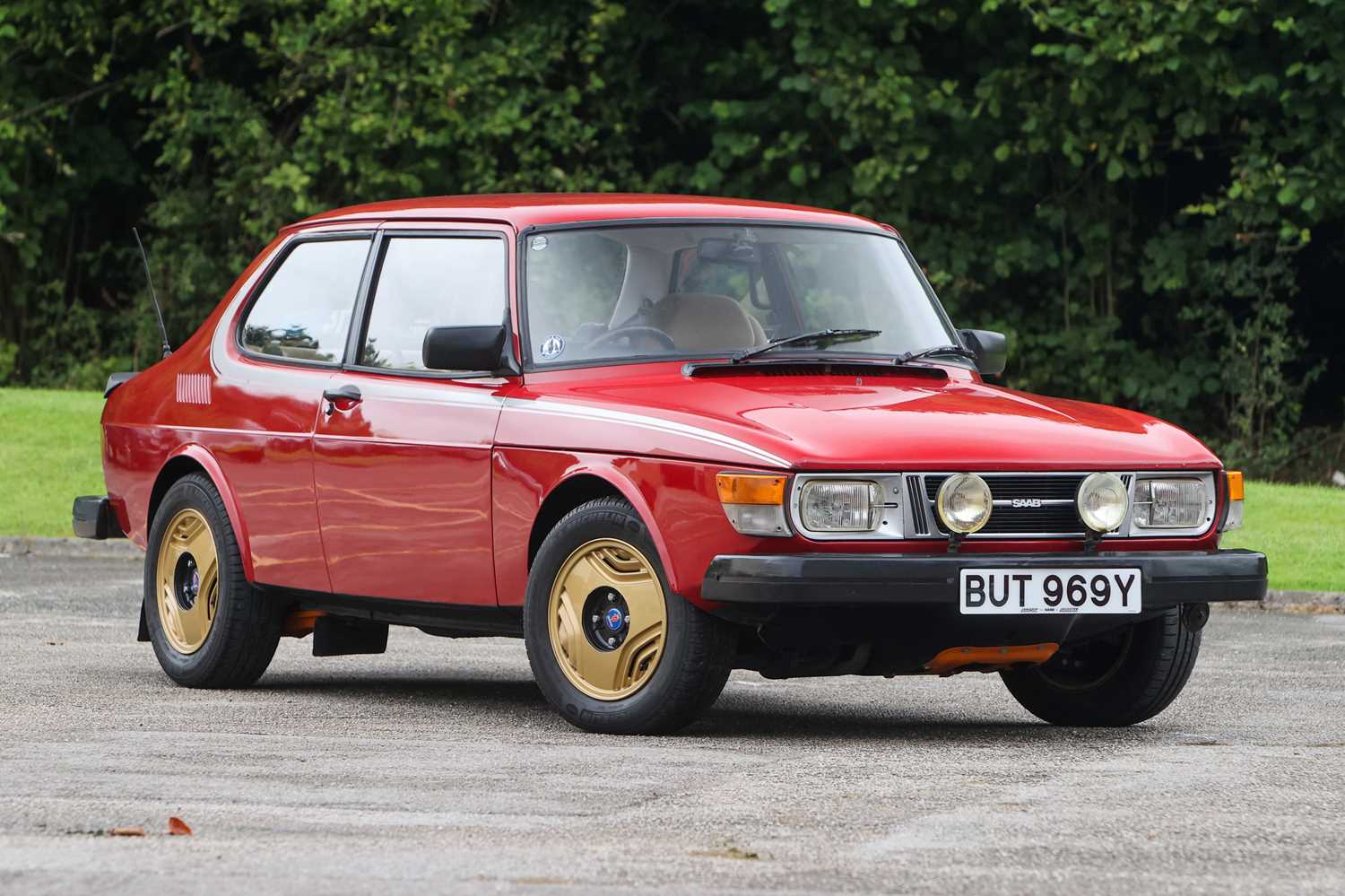 Lot 11 - 1983 Saab 99 2.0 GL