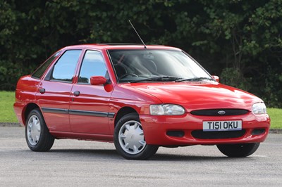 Lot 34 - 1999 Ford Escort 1.6 Flight