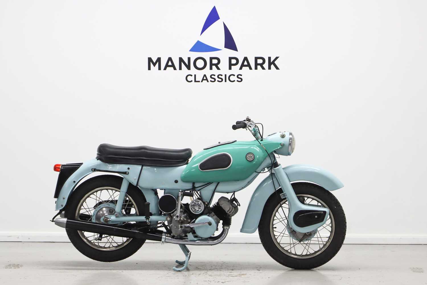 Lot 212 - 1961 Ariel Arrow