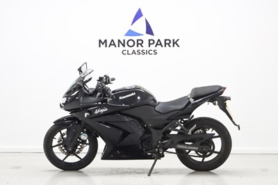 Lot 256 - 2010 Kawasaki Ninja 250R