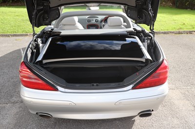 Lot 12 - 2004 Mercedes-Benz SL 350