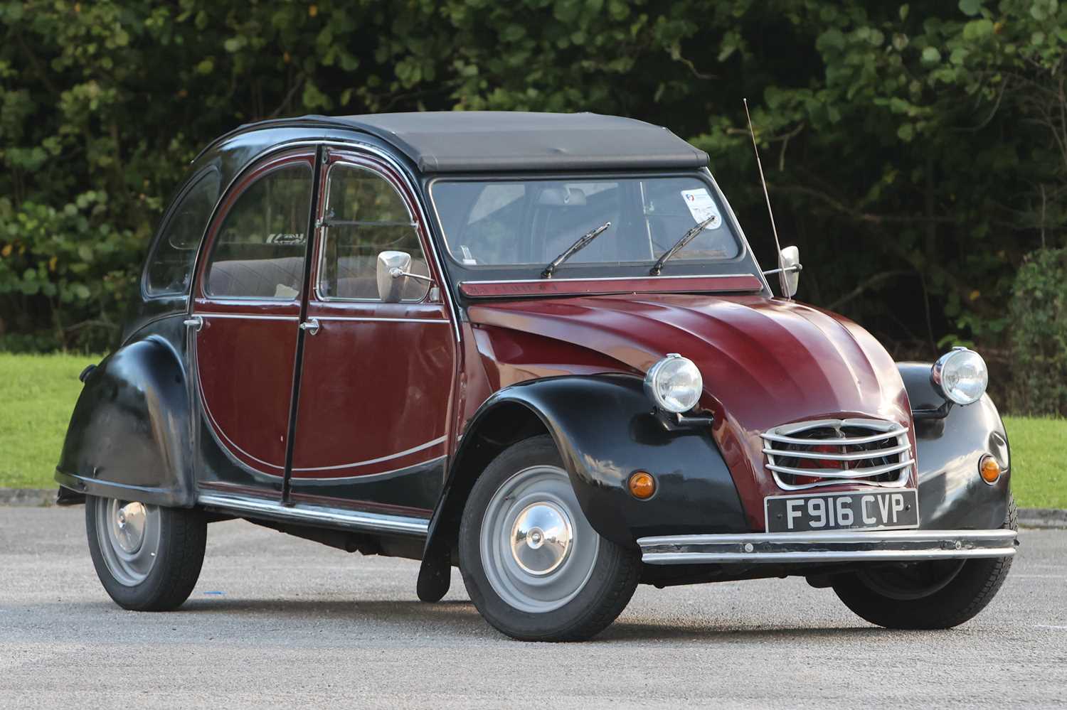 Lot 63 - 1989 Citroen 2CV6 Dolly