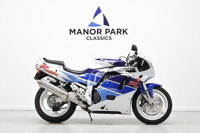 Lot 1992 Suzuki GSXR750