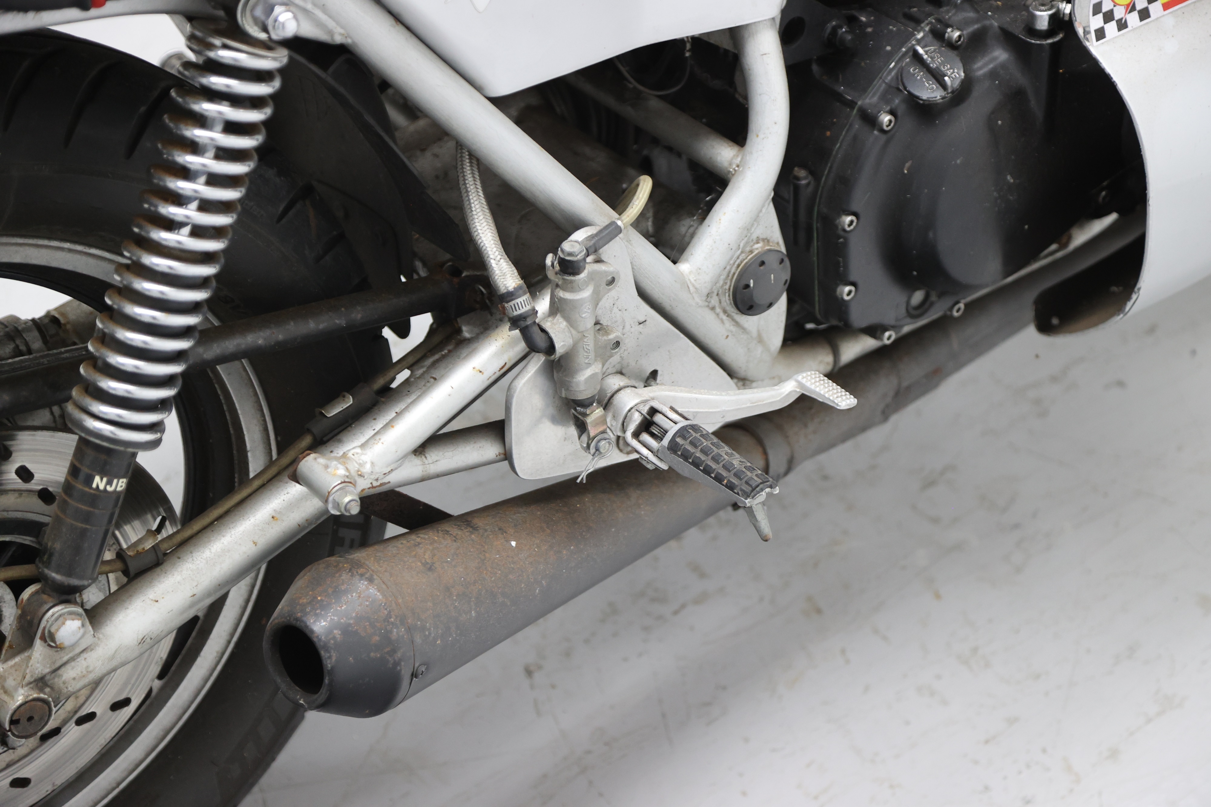 Gs 650 Rear Set Lot 216 - 1982 Suzuki GS650G