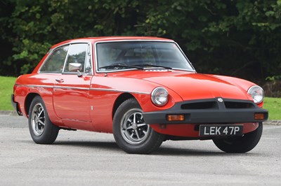 Lot 1976 MG B GT