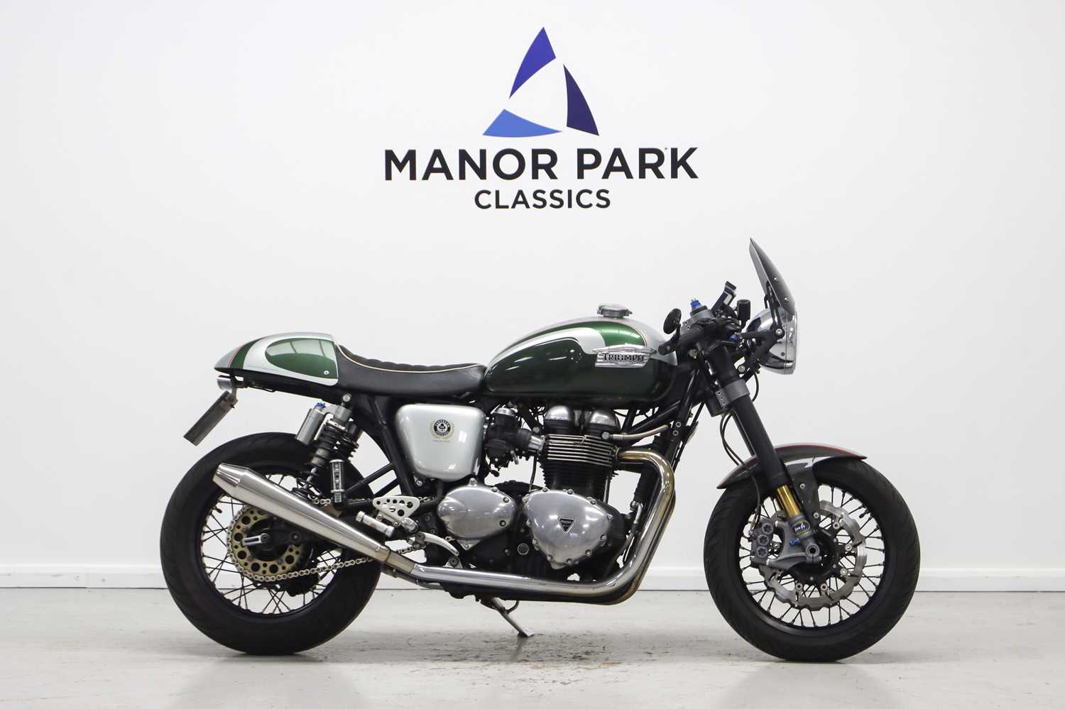 Lot 225 - 2011 Triumph Thruxton 900