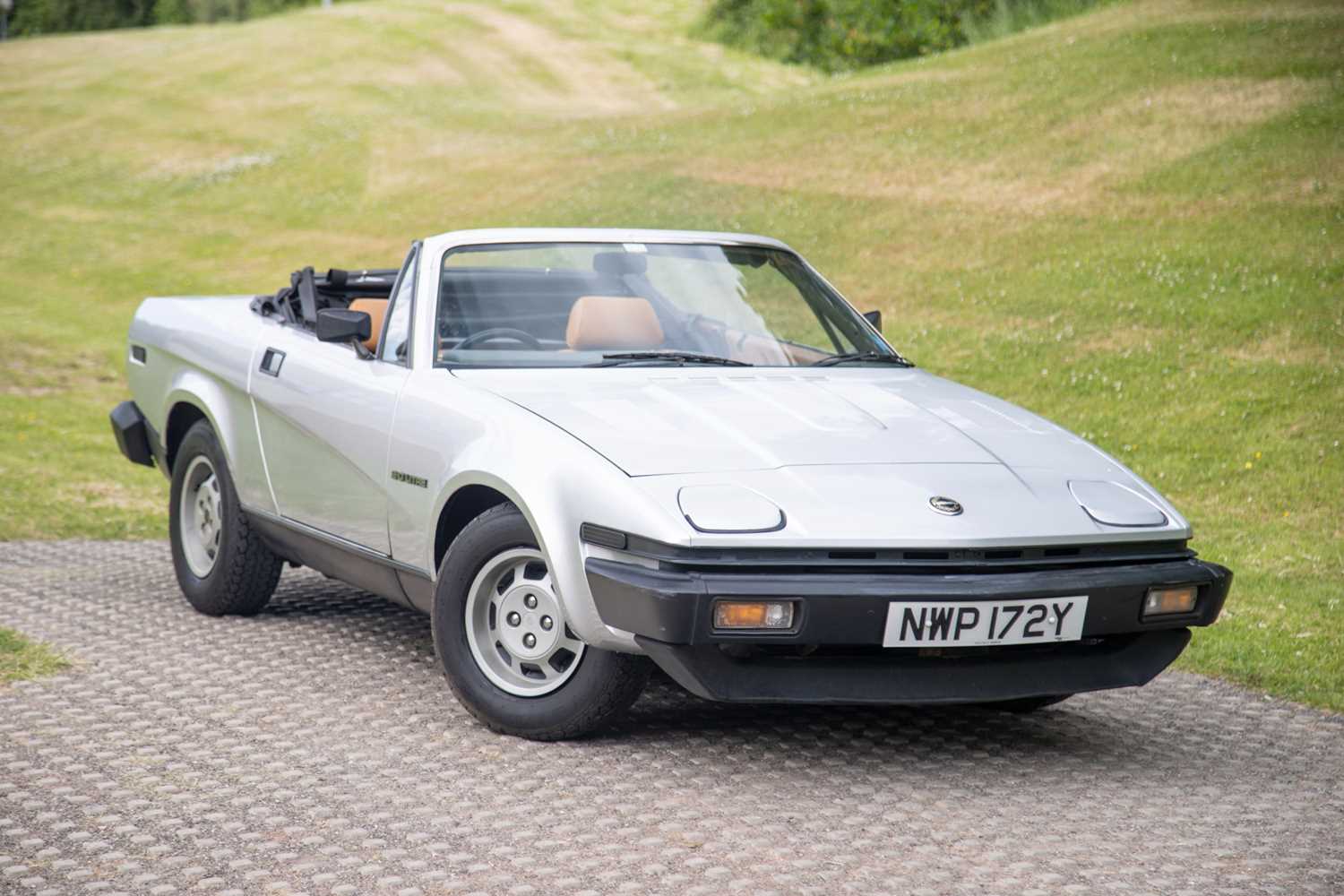 Lot 10 - 1982 Triumph TR7 Convertible