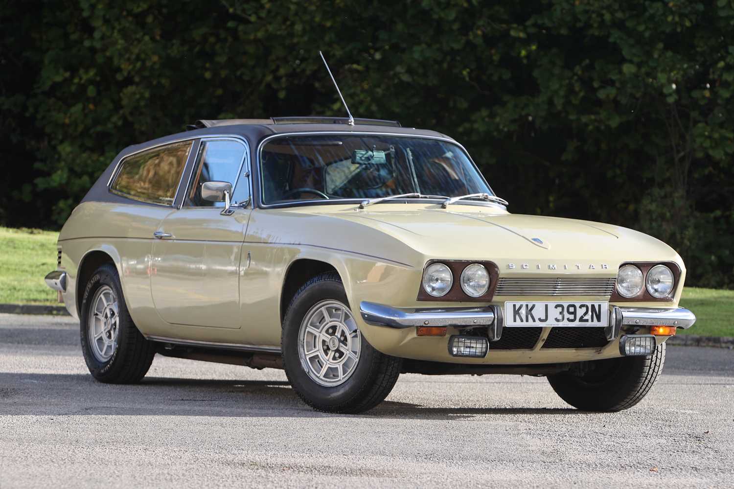 Lot 31 - 1975 Reliant Scimitar GTE