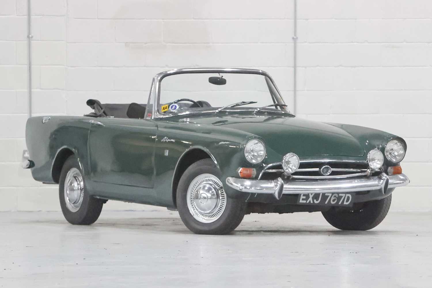 Lot 82 - 1966 Sunbeam Alpine Series V