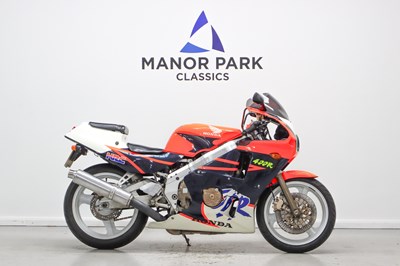 Lot 1988 Honda CBR400RR