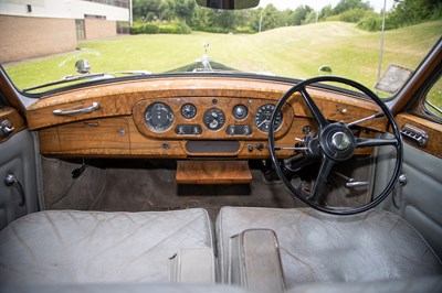 Lot 40 - 1966 Rolls-Royce Phantom V