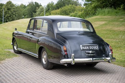 Lot 40 - 1966 Rolls-Royce Phantom V