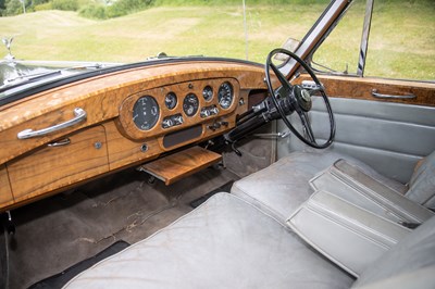 Lot 40 - 1966 Rolls-Royce Phantom V