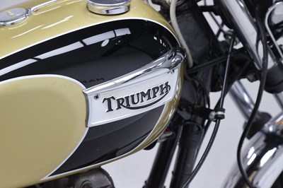 Lot 1971 Triumph T120R Bonneville