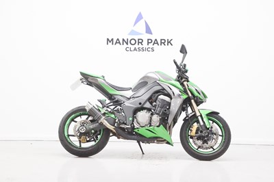 Lot 2014 Kawasaki Z1000