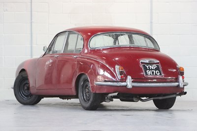 Lot 92 - 1968 Daimler V8-250