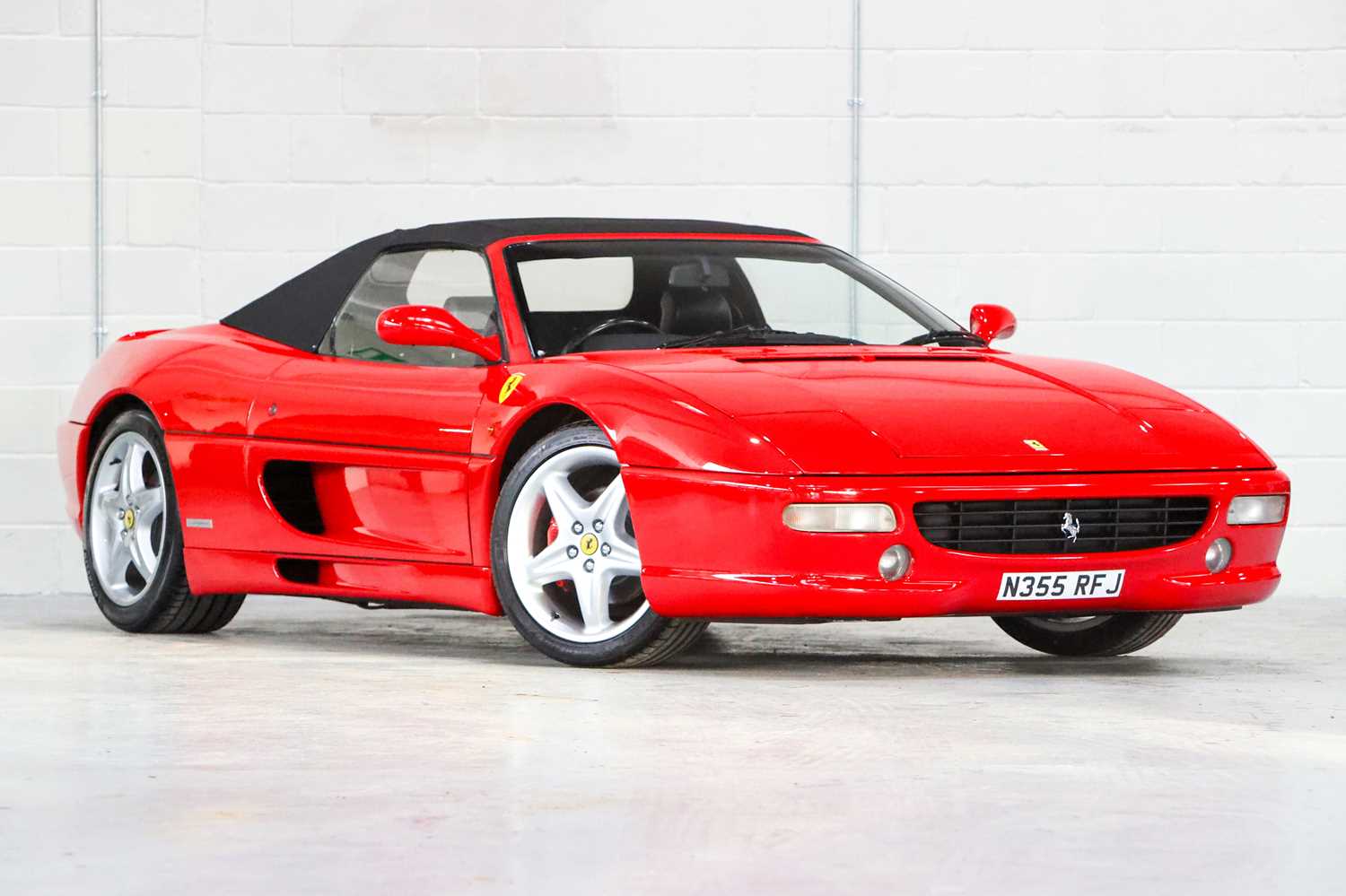 Lot 48 - 1996 Ferrari F355 Spider