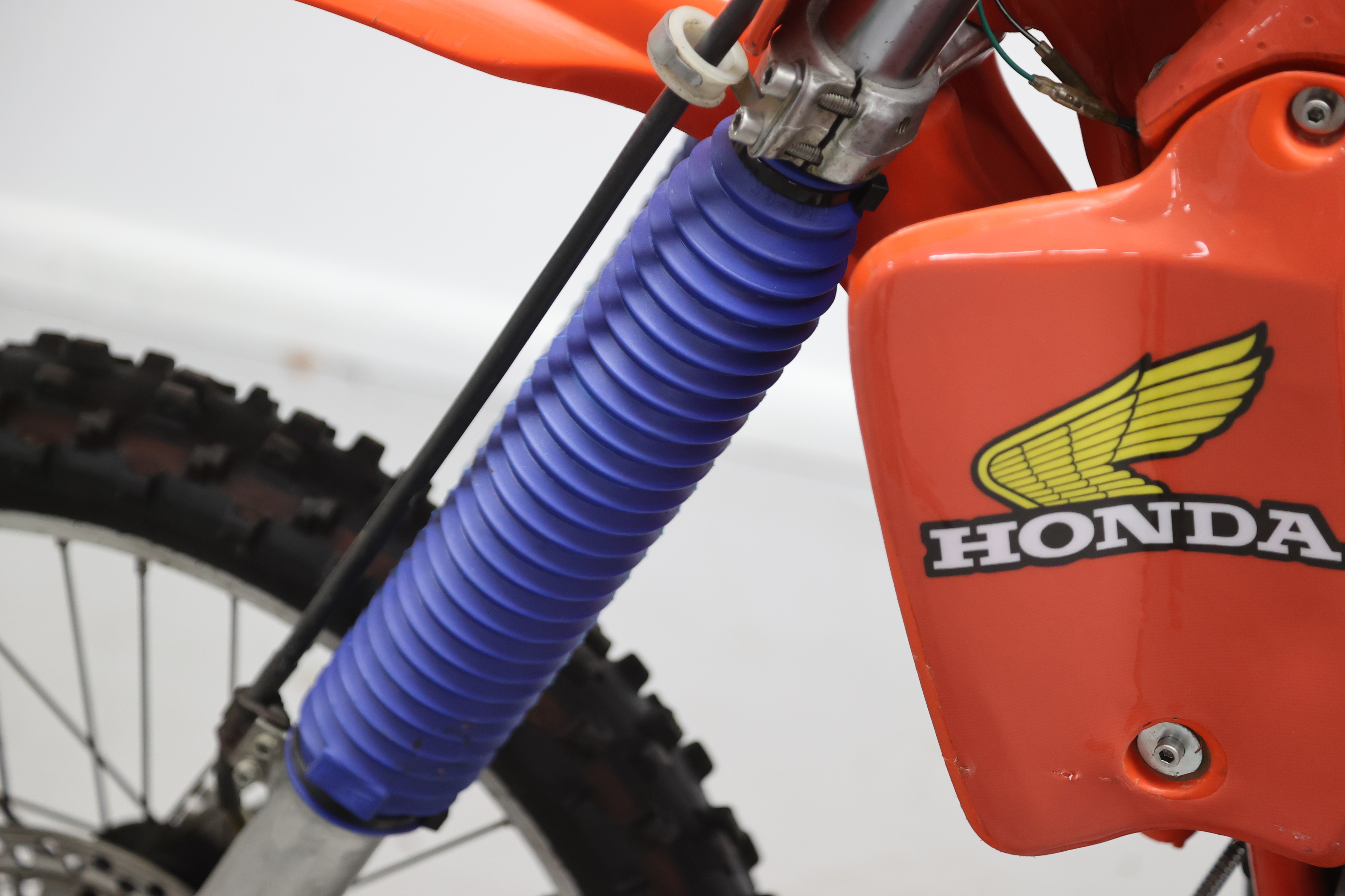 Lot 208 - 1984 Honda CR250