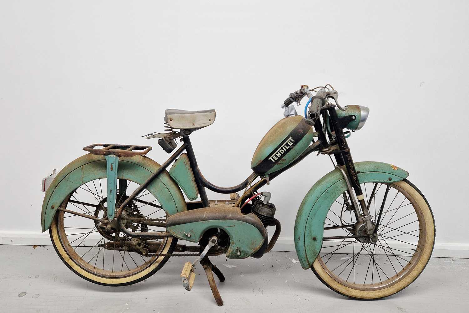 Lot 224 - 1960s Tendilet Grand Luxe