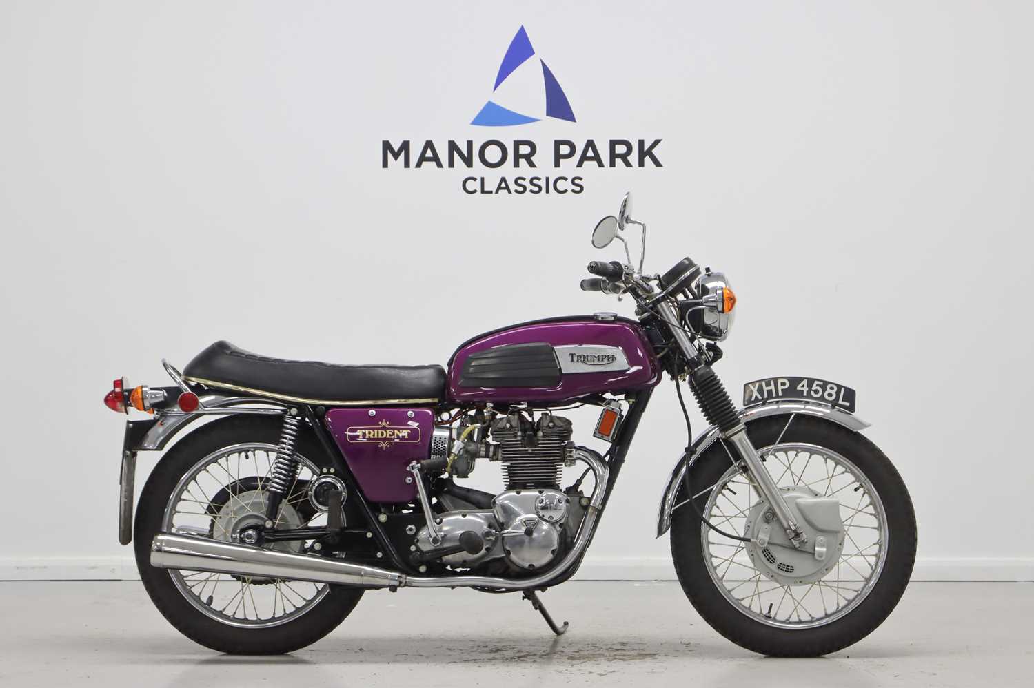 Lot 1972 Triumph T150 Trident