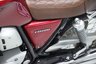 Lot 2021 Honda CB1100 EX