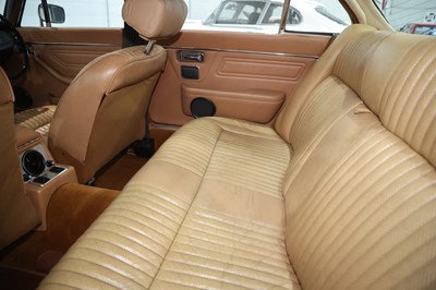 Lot 1976 Jaguar XJ 4.2 Litre