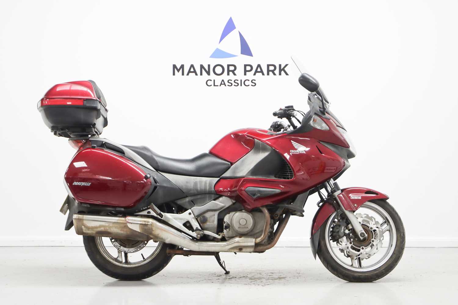 Lot 2007 Honda NT700V Deauville