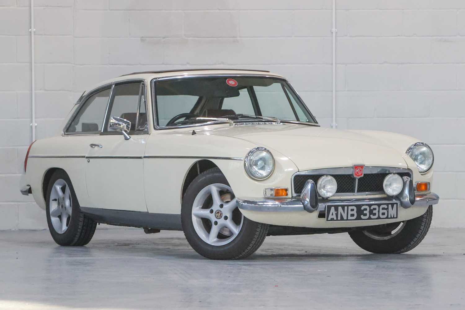 Lot 1974 MG B GT