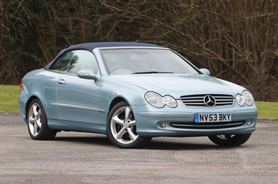 Lot 2003 Mercedes-Benz CLK 320 Elegance Convertible