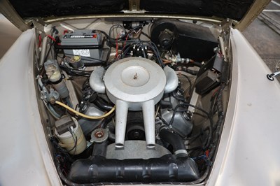 Lot 244 - 1967 Daimler V8-250