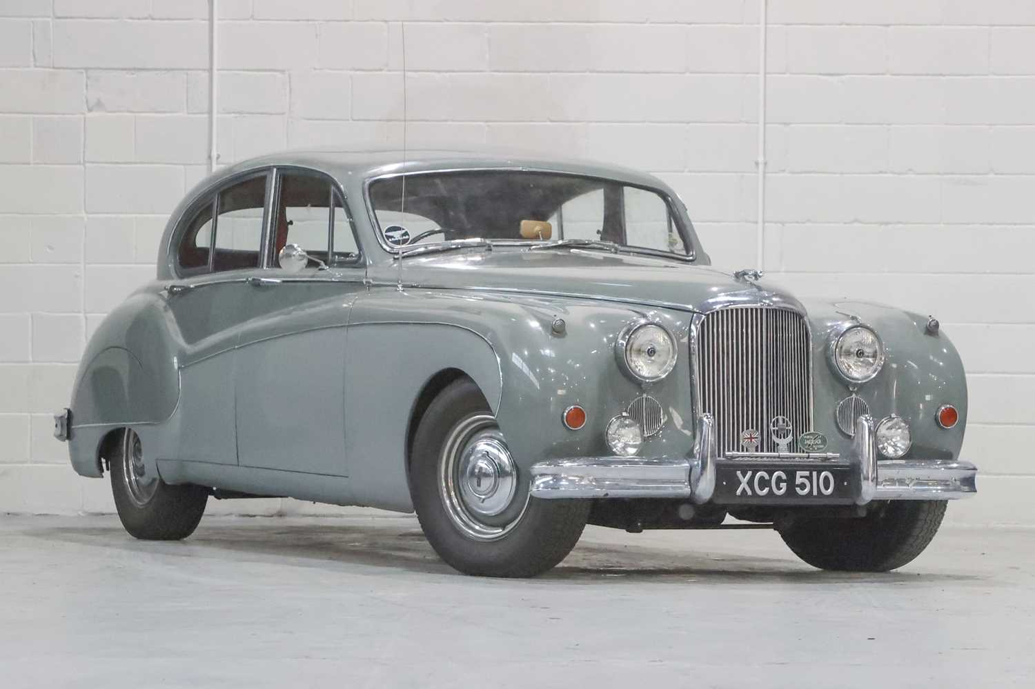 Lot 259 - 1960 Jaguar MK IX