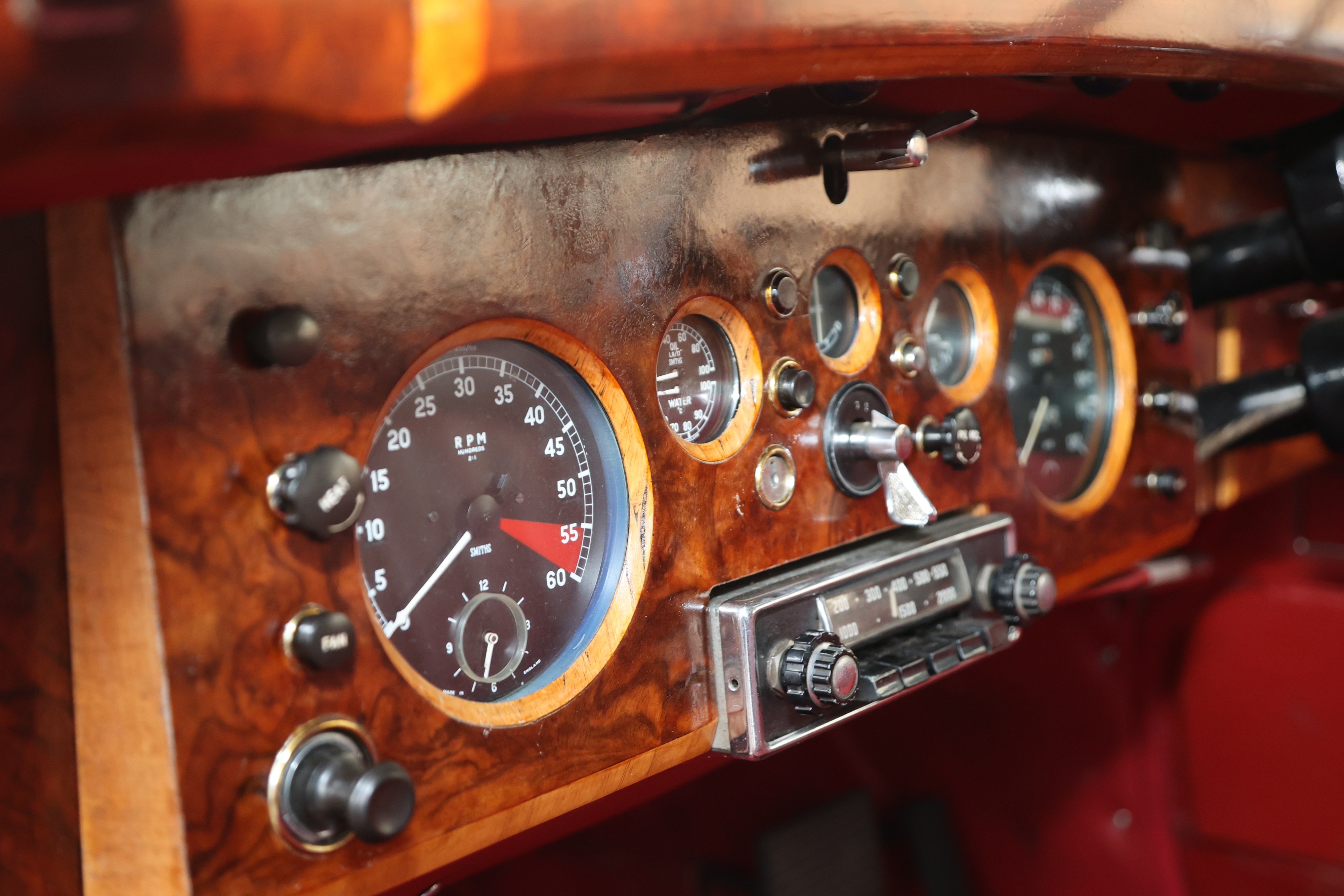 Lot 259 - 1960 Jaguar MK IX