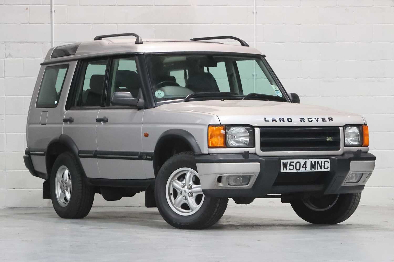 Lot 260 - 2000 Land Rover Discovery 4.0 V8i GS