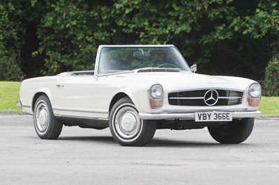 Lot 1967 Mercedes-Benz 250 SL