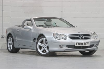 Lot 2004 Mercedes-Benz SL 350