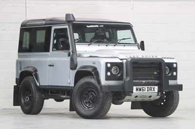 Lot 2012 Land Rover Defender 90 TD Hard Top