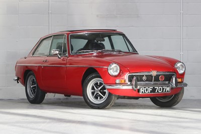 Lot 1974 MG B GT