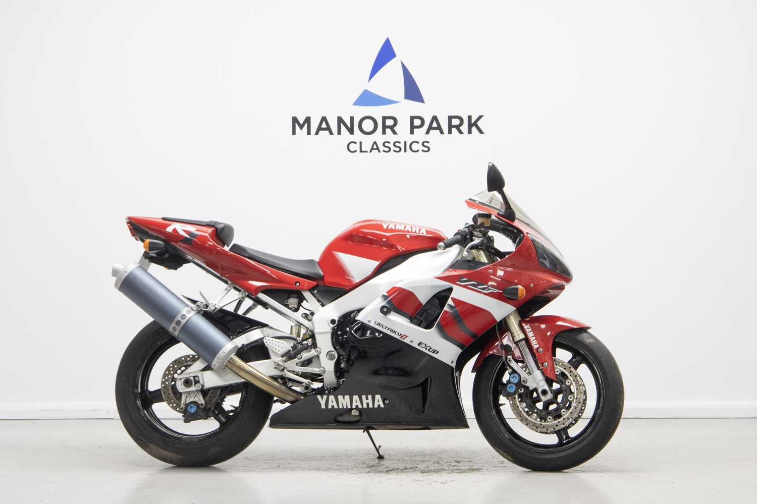 Lot 63 - 2000 Yamaha YZF-R1 5JJ