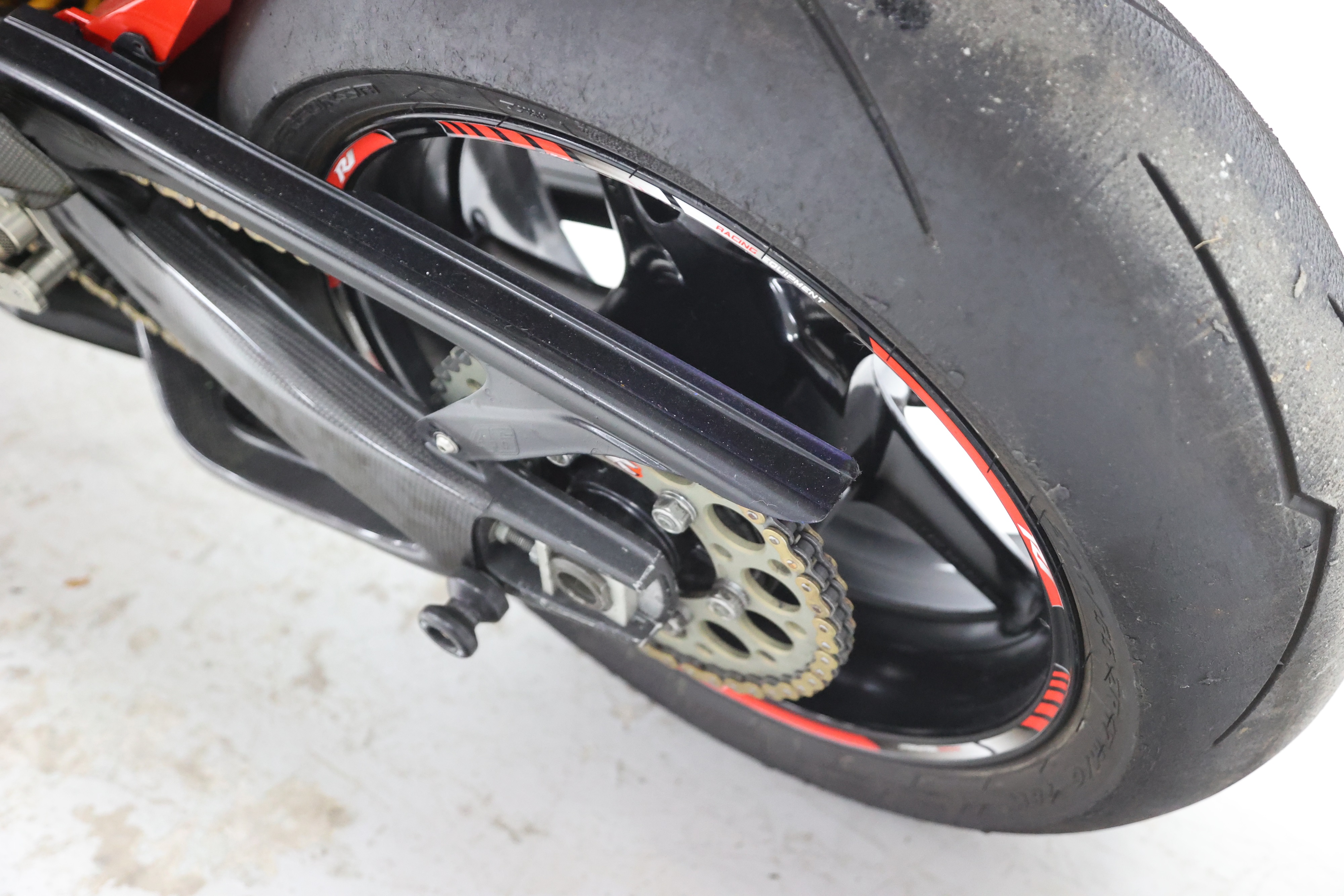 Lot 100 - 2004 Yamaha YZF-R1