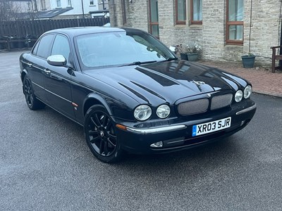 Lot 10 - 2003 Jaguar XJR X350