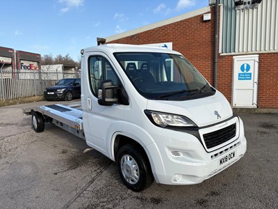 Lot 15 - 2018/2025 Peugeot Flat Bed Transporter