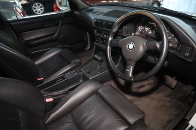 Lot 1991 BMW 535i Sport