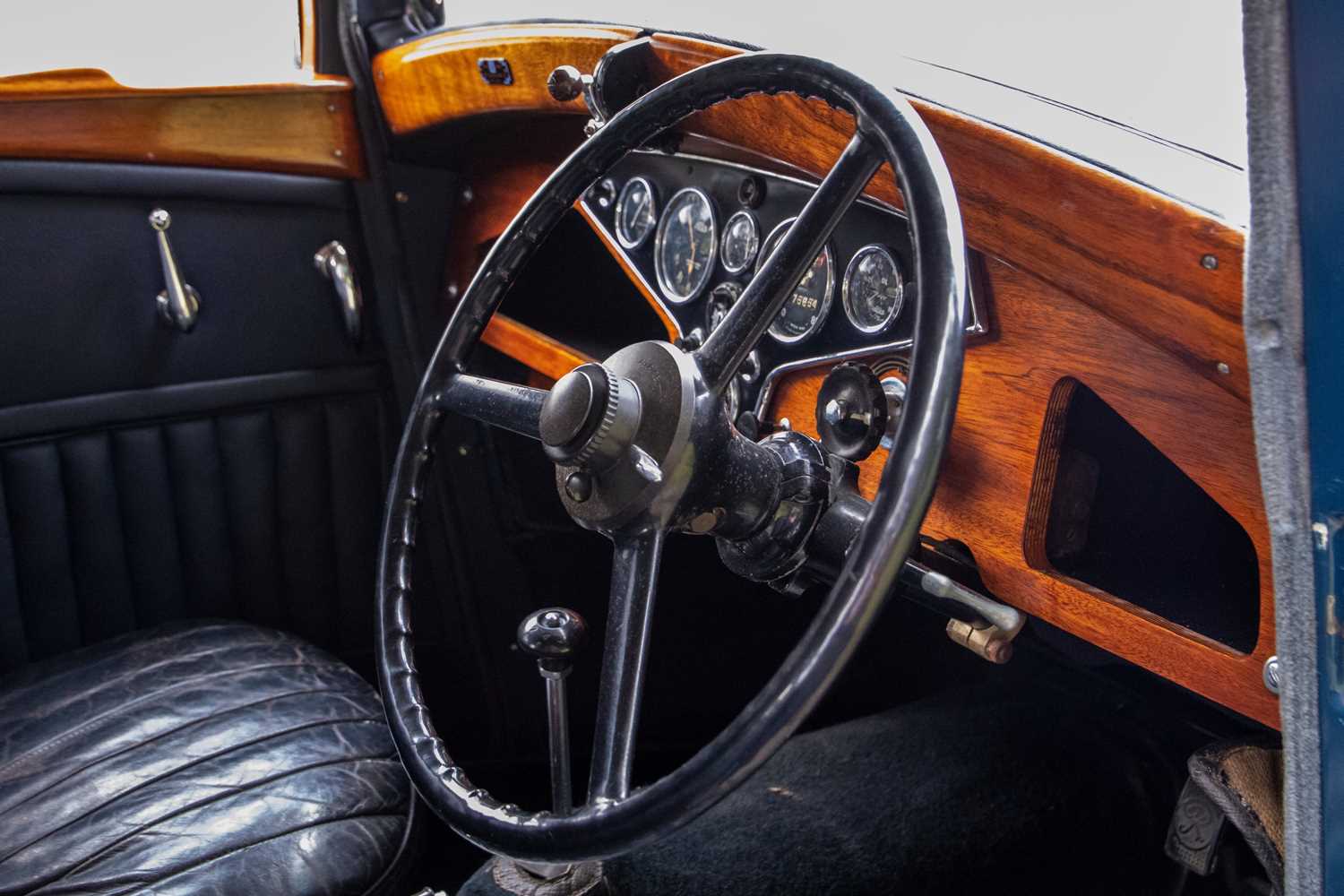 Lot 24 - 1935 Rover 12 Sportsman Saloon