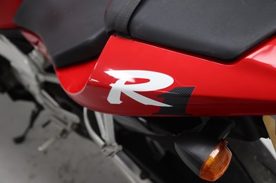 Lot 114 - 2000 Yamaha YZF-R1 5JJ