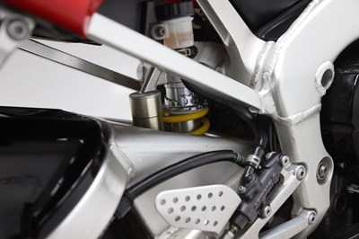 Lot 114 - 2000 Yamaha YZF-R1 5JJ