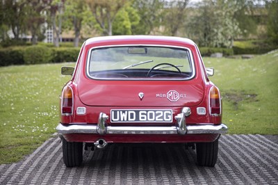 Lot 19 - 1968 MG B GT