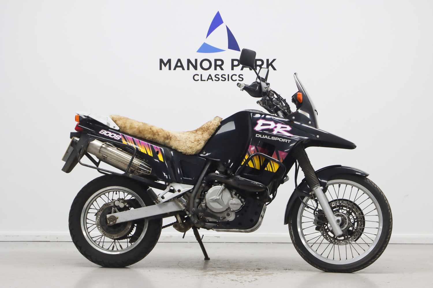 Lot 62 - 1997 Suzuki DR800S