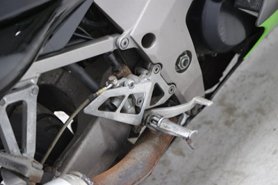 Lot 101 - 1999 Kawasaki ZX-7R Ninja