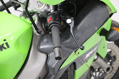 Lot 101 - 1999 Kawasaki ZX-7R Ninja